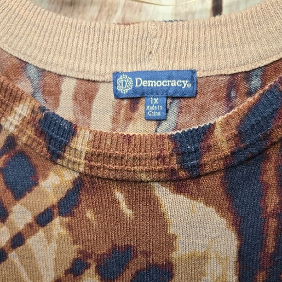 Democracy Swirl Pattern Brown and Blue Sweater Plus Size 1X - Picture 2 of 9